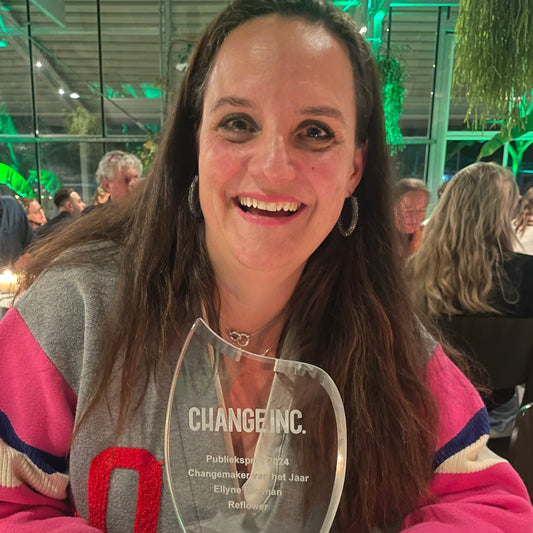 Ellyne Bierman wint Changemaker Impact Award Publieksprijs 2024!