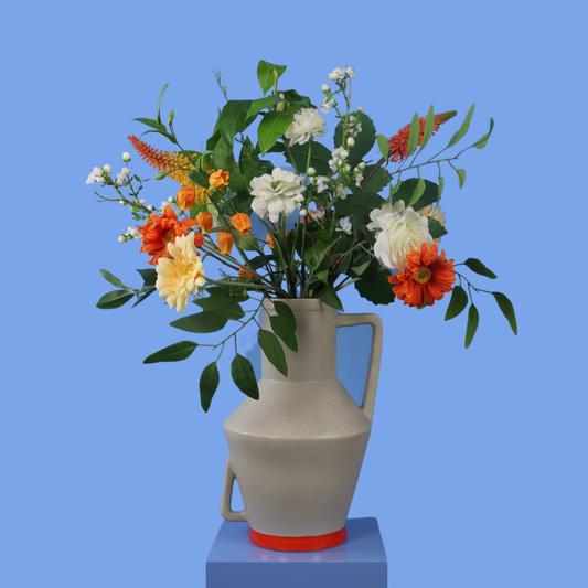 Kunstboeket Lora in Return to Sender vaas, maat XL – Reflower