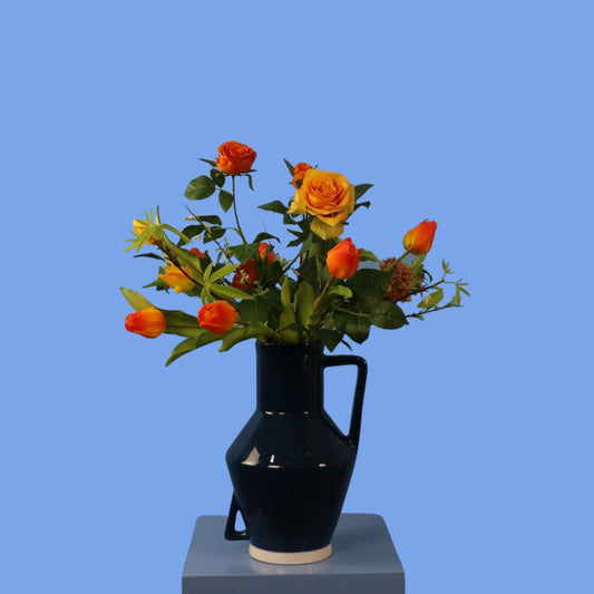 M - Wil | Return to Sender vaas met kunstbloemen | Medium