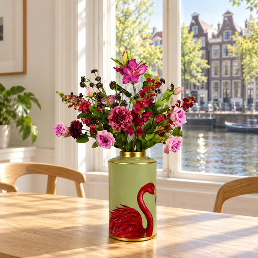 L - Jynthe | Groene flamingovaas met kunstbloemen | Large