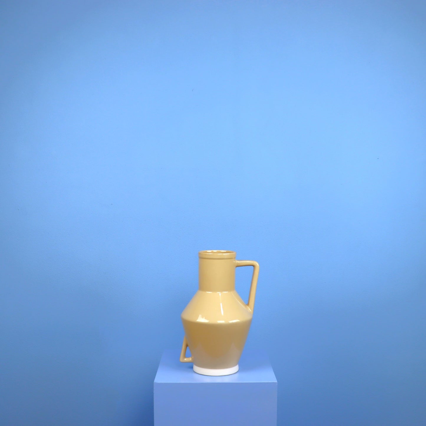 Beige Return to Sender Vaas Large | € 85