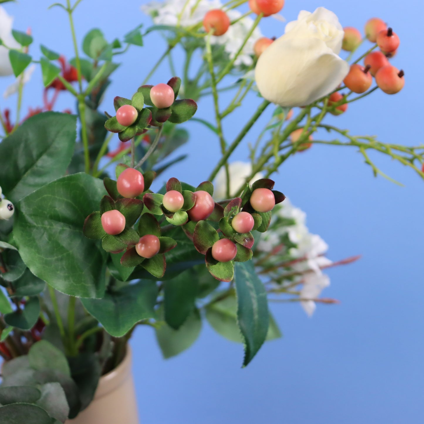 M - Clara - Return to Sender vaas