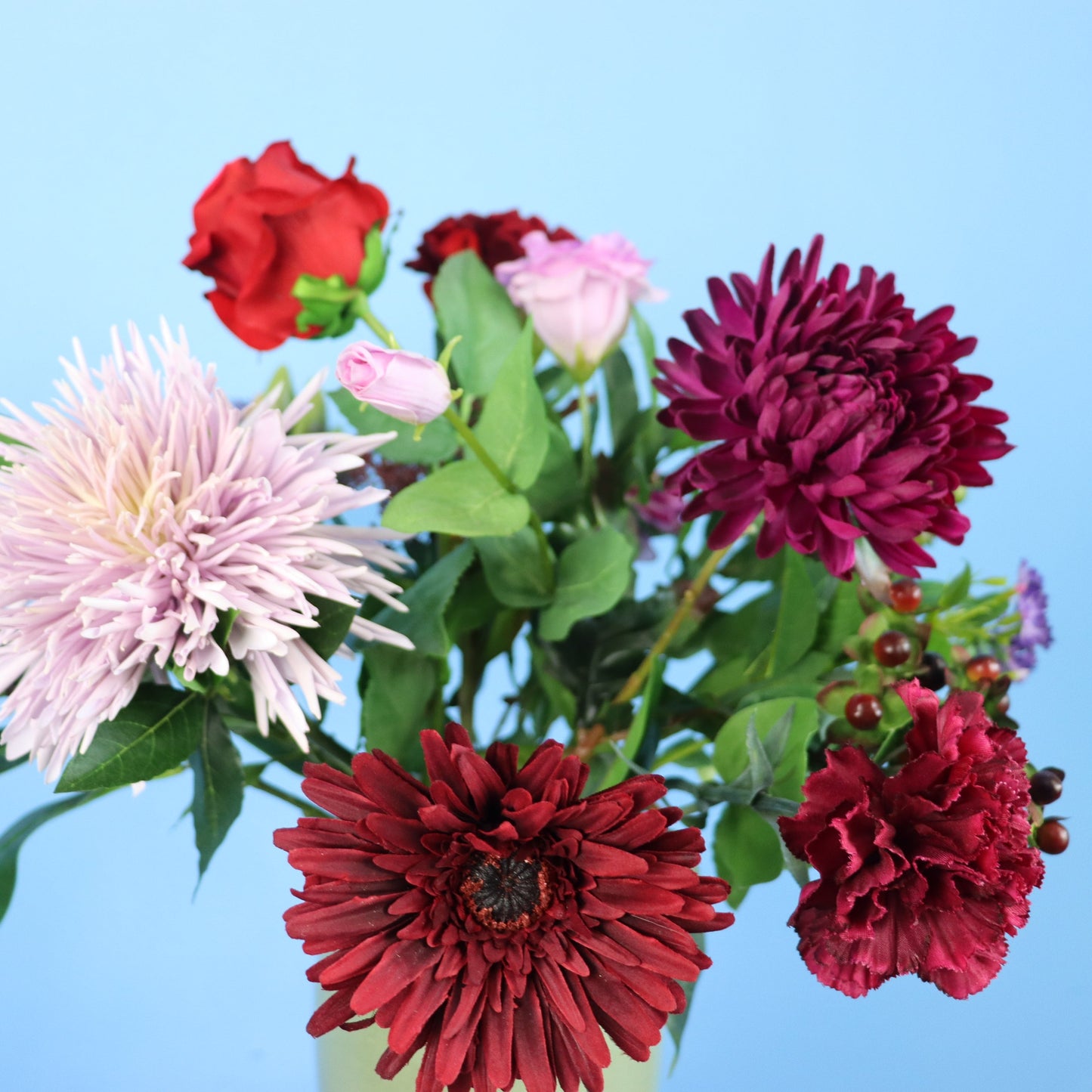 L - Felien | Serax vaas met kunstbloemen | Large