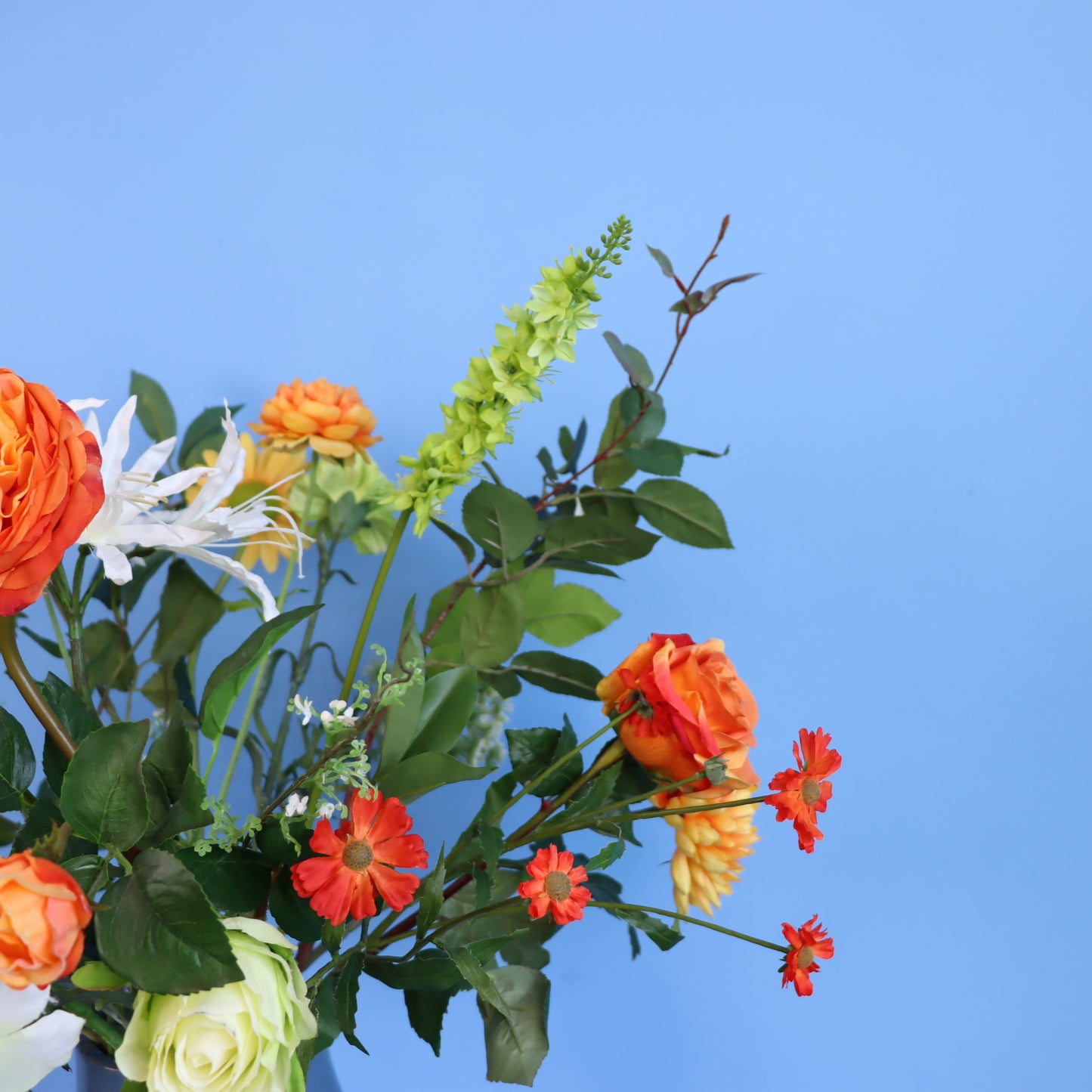 L - Alida | Serax vaas met kunstbloemen | Large