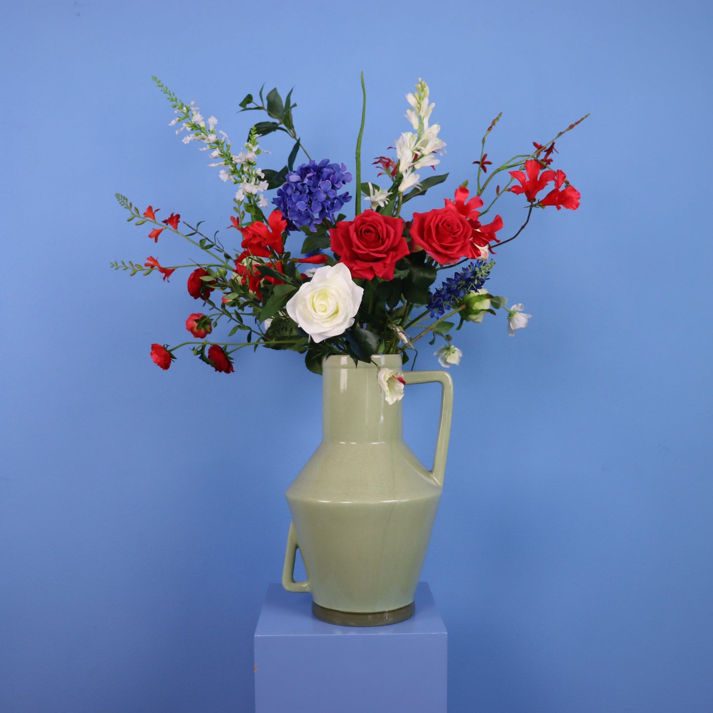 XL - Marcia | Return to Sender vaas met kunstbloemen | XL