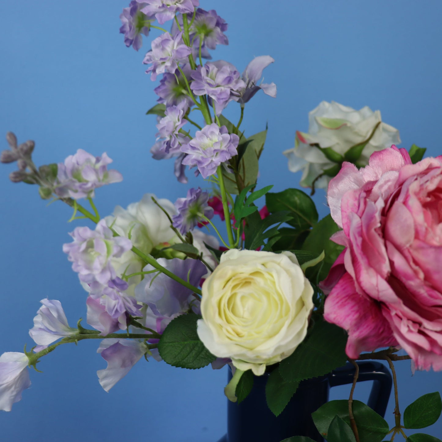 L - Jonah | Return to Sender vaas met kunstbloemen | Large