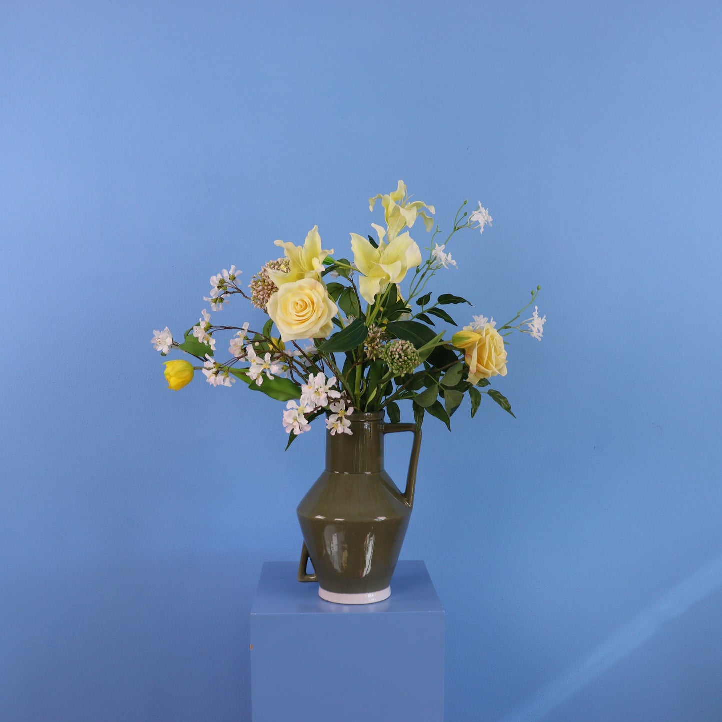 L - Langston | Return to Sender vaas met kunstbloemen | Large