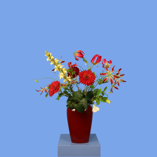 L - Wout | Vintage vaas met kunstbloemen | Large