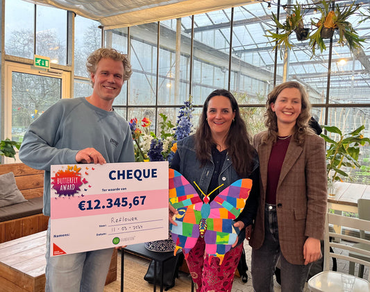 Reflower wint Butterfly Award en €12.345,67!