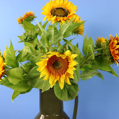 Kunstboeket Balou in donkergroene Return to Sender kanvaas met oor, maat XL – Reflower, abonnement op kunstbloemen