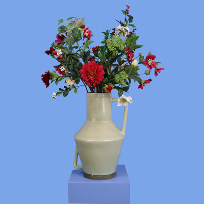 Kunstboeket Evy in lichtgroene Return to Sender kanvaas met oor, maat XL – Reflower, abonnement op kunstbloemen