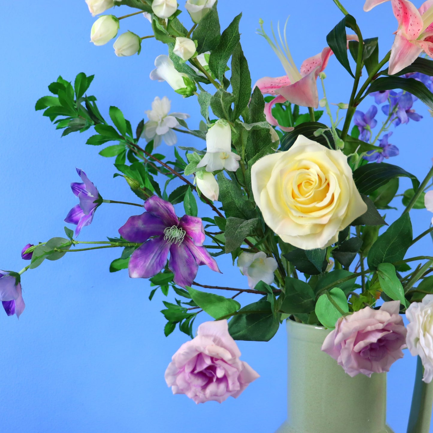 XL - Lisette - Return to Sender vaas