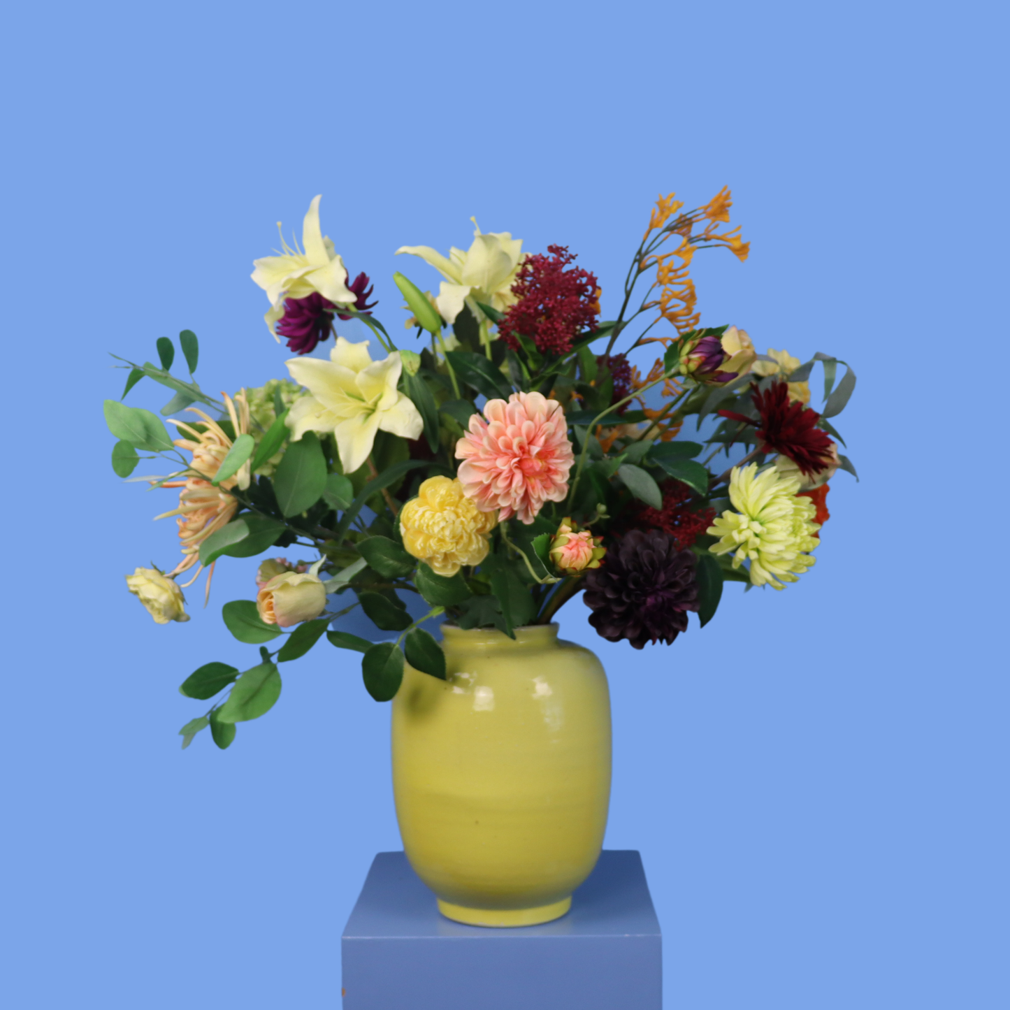 L - Elly | Vintage vaas met kunstbloemen | Large