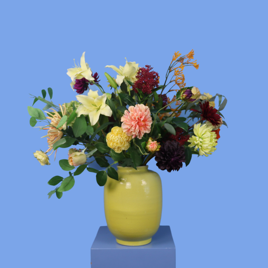 L - Elly | Vintage vaas met kunstbloemen | Large