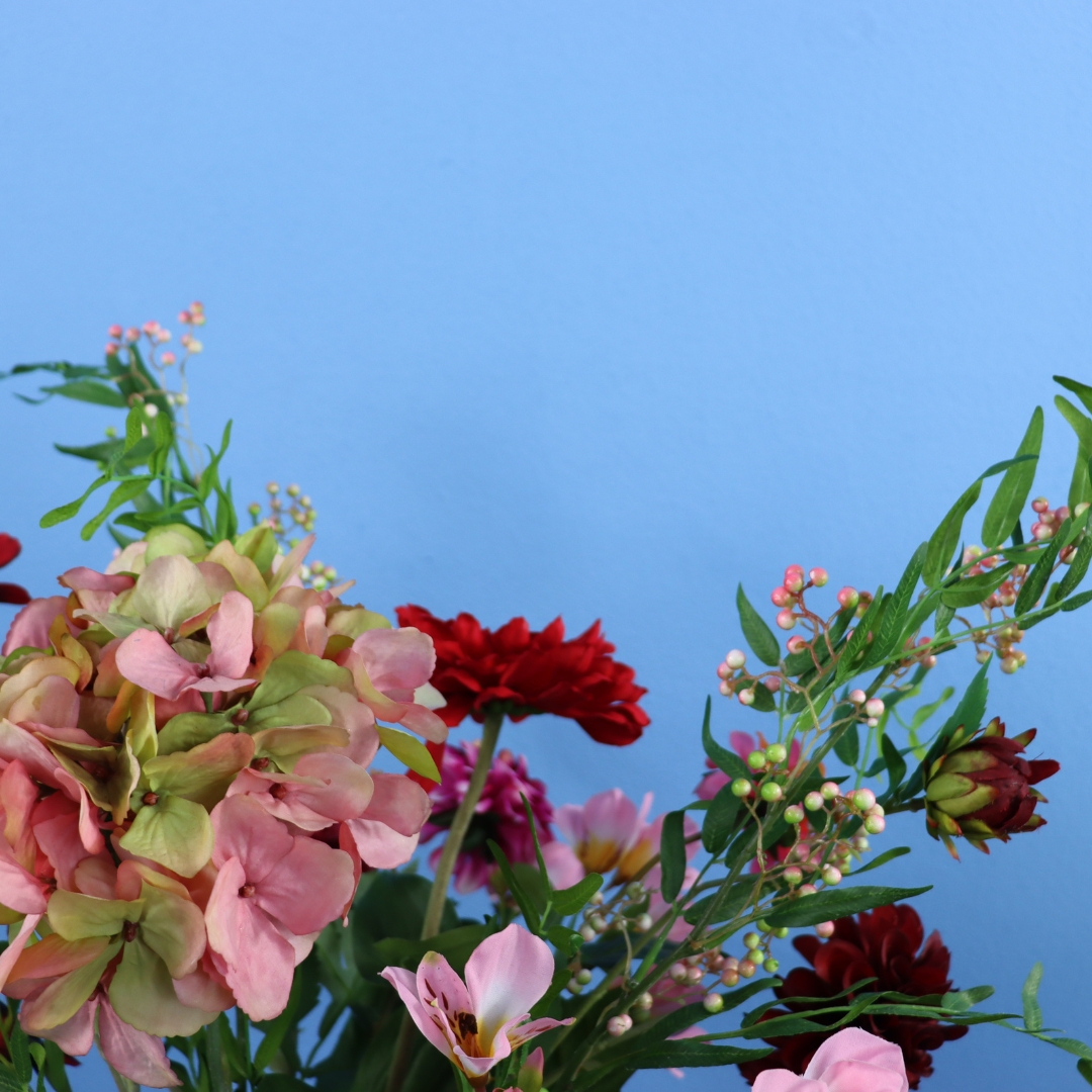 M - Martijn | Serax bol vaas met kunstbloemen | Medium