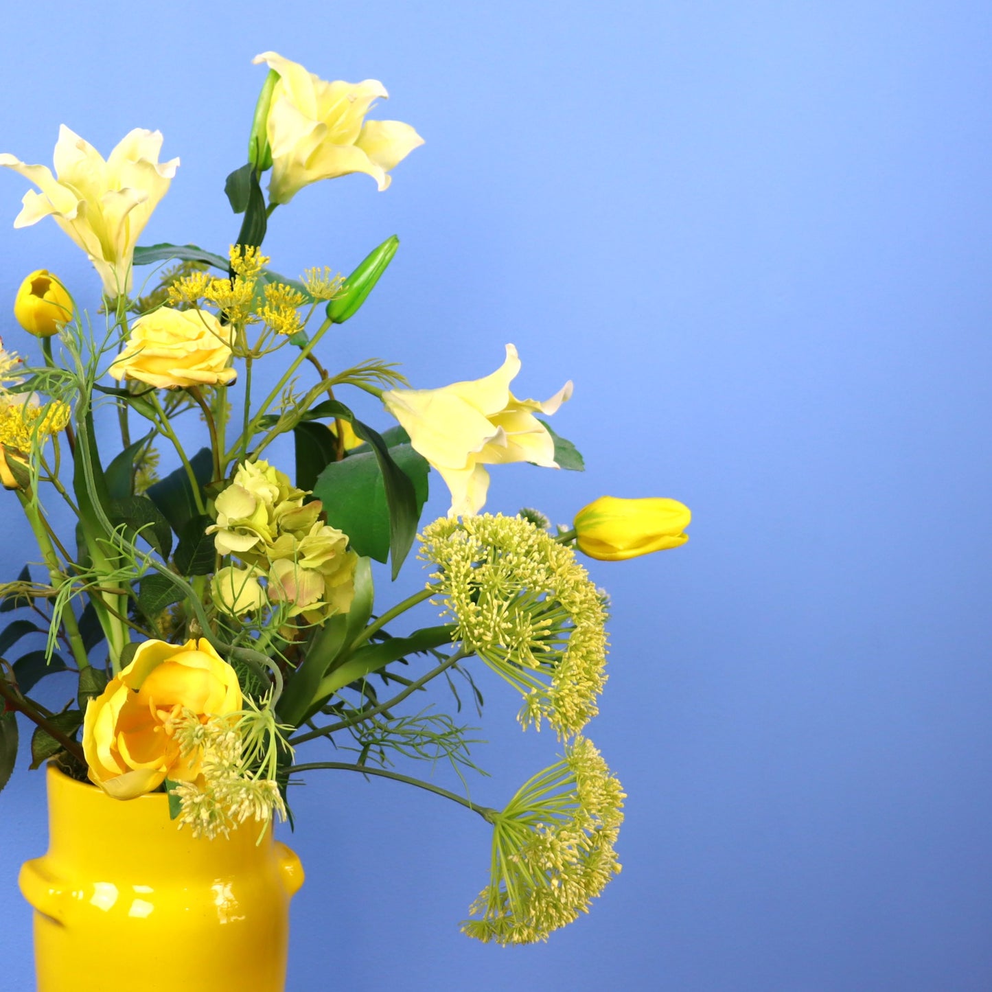 L - Sterre | Serax vaas met kunstbloemen | Large