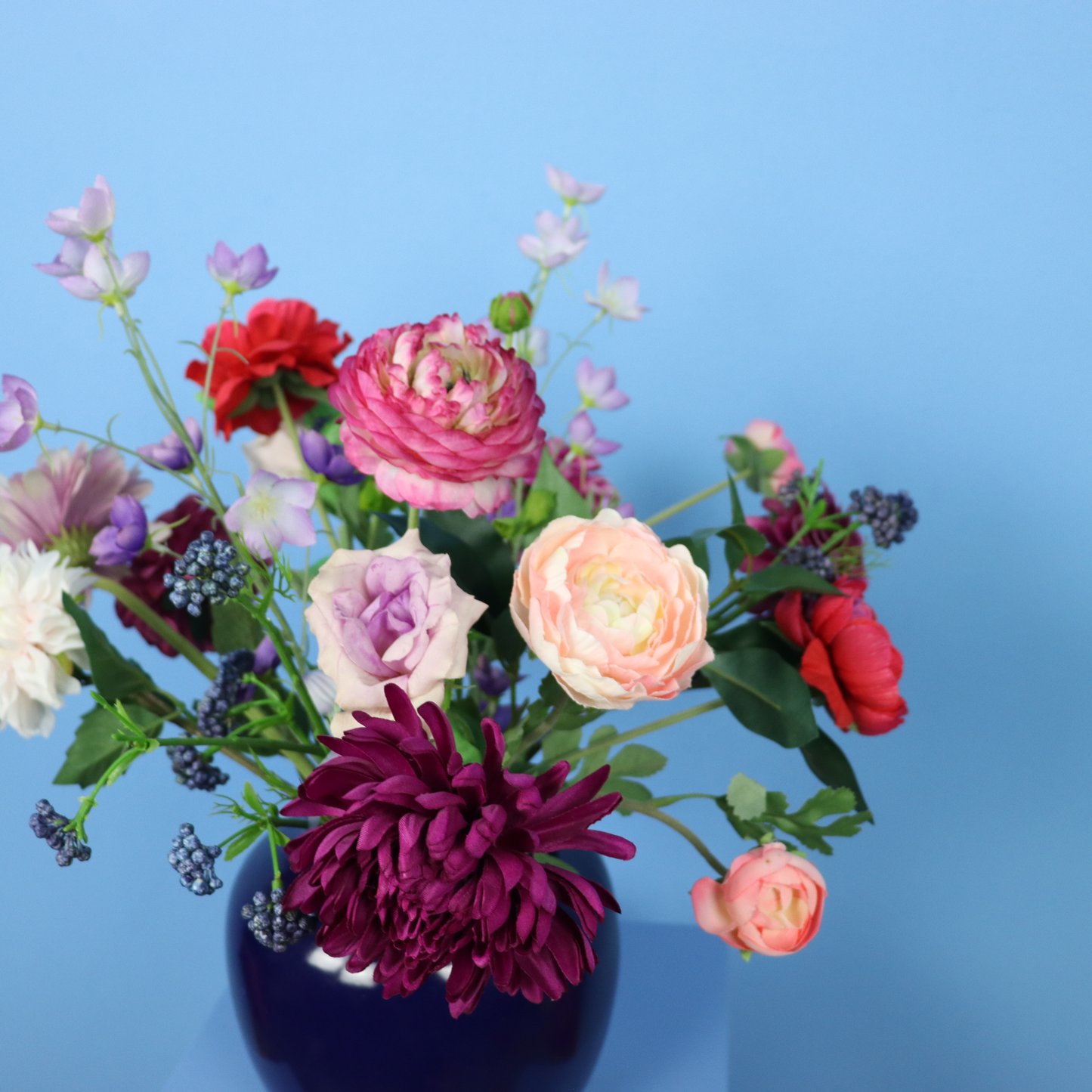 M - Demelza | Vintage vaas met kunstbloemen | Medium
