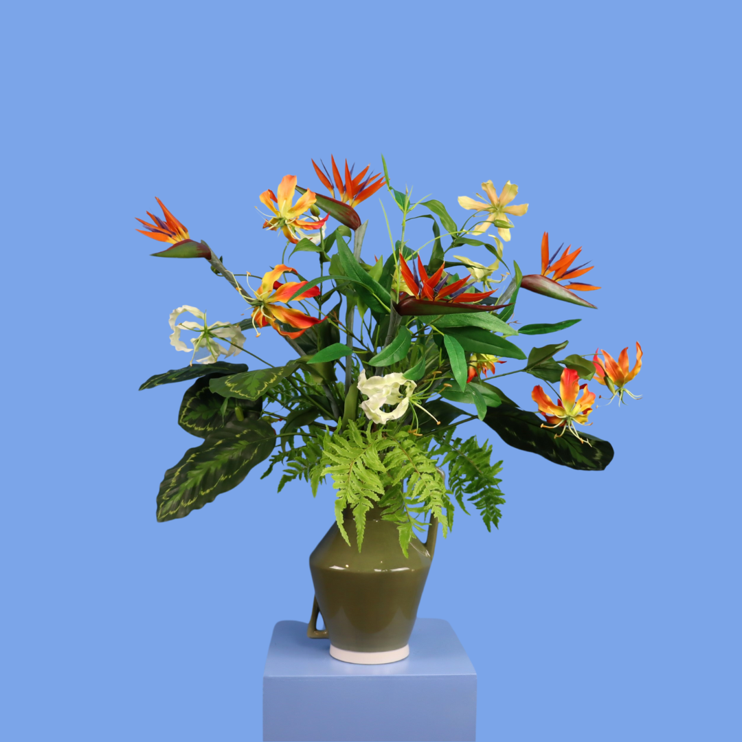 L - Alfa | Return to Sender vaas met kunstbloemen | Large