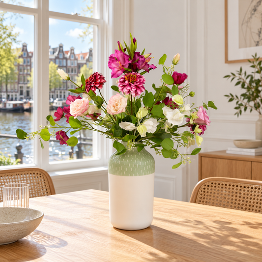L - Sandy | Studio Harm & Elke vaas met kunstbloemen | Large