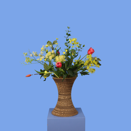Kunstboeket Femme in Kartent kartonnen vaas, maat L – Reflower
