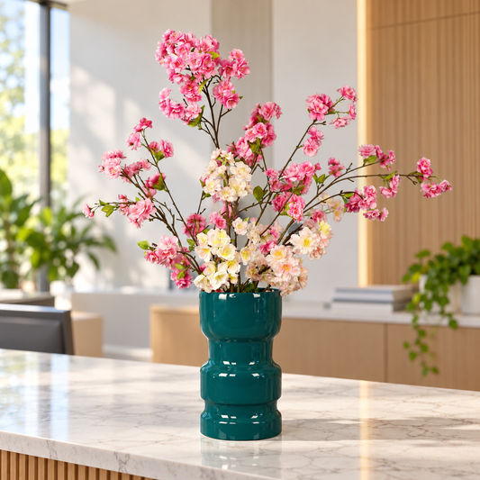 Kunstboeket Stenn in petrolgroene glanzende Bosa Ceramiche vaas, maat XL – Reflower, abonnement op kunstbloemen