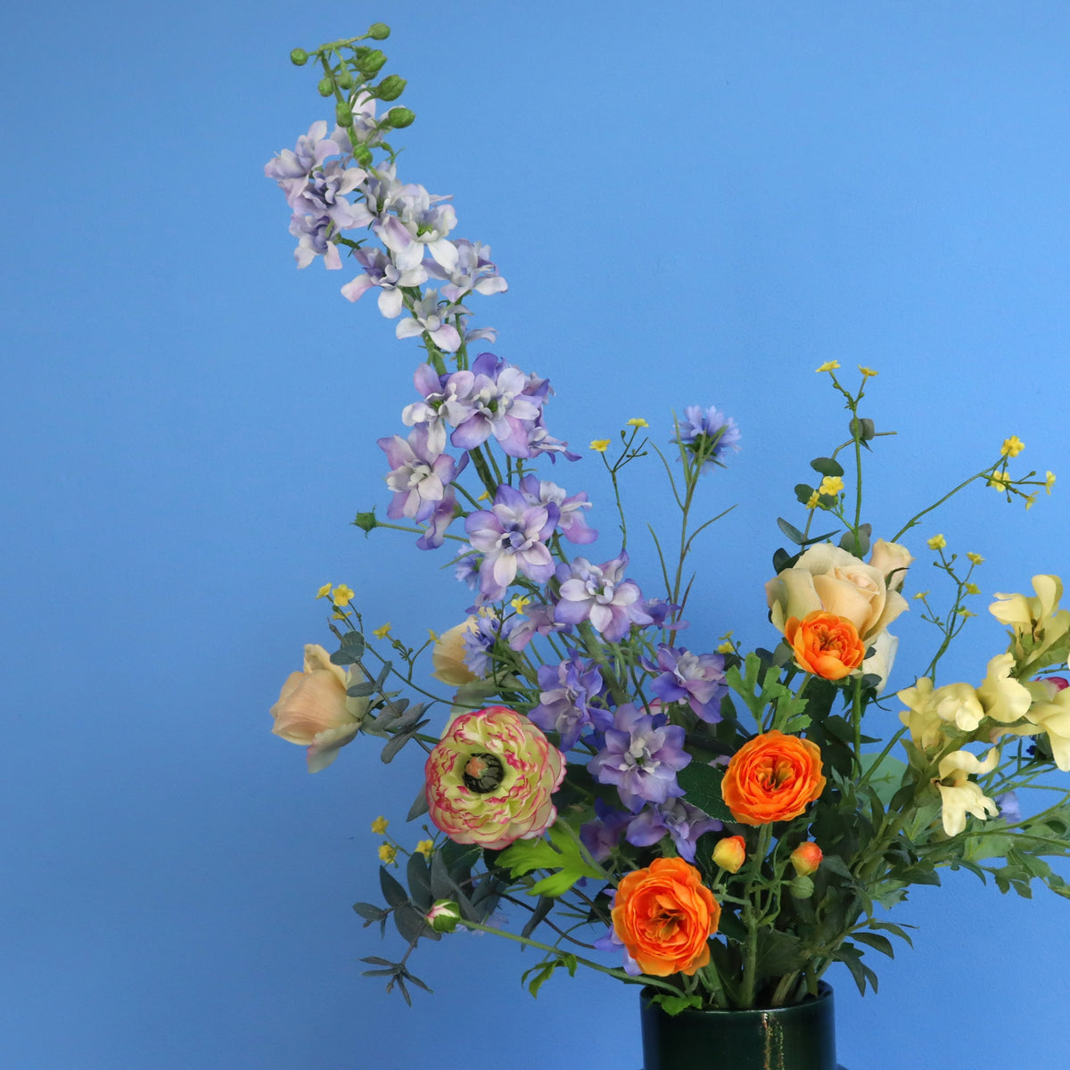 L - Bibi | Serax vaas met kunstbloemen | Large