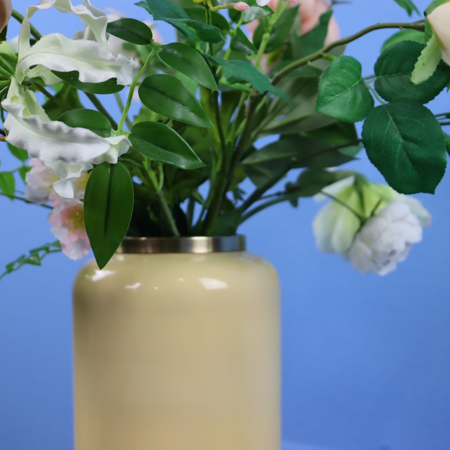 M - Zora - Metalen gele vaas