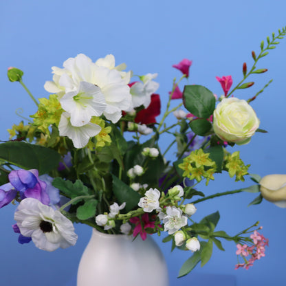 M - Anneke | Witte vaas met kunstbloemen | Medium