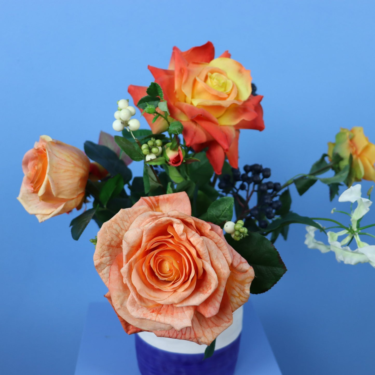 M - Ron | Ikea vaas met kunstbloemen | Medium