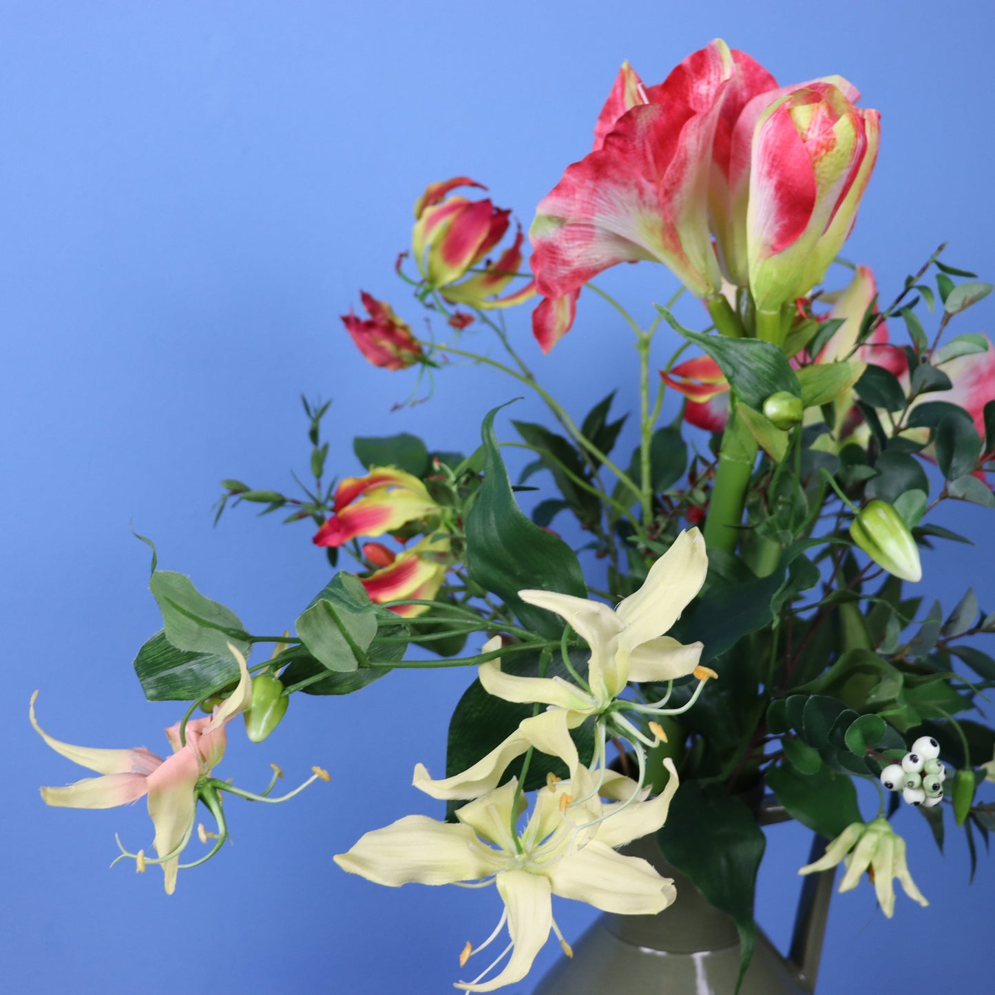 M - Kirste - Return to Sender vaas