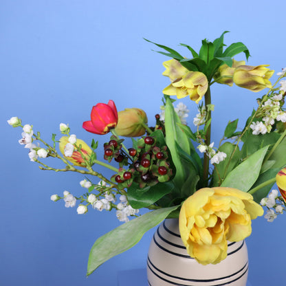 M - Sylvie | H&M Home vaas met kunstbloemen | Medium