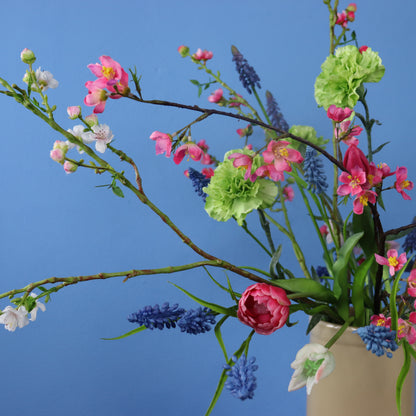 XL - Pascalle | Return to Sender vaas met kunstbloemen | XL