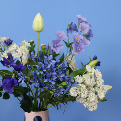 M - Billie | Bahne vaas met kunstbloemen | Medium