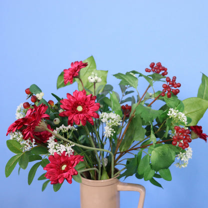 M - Malika | Return to Sender vaas met kunstbloemen | Medium