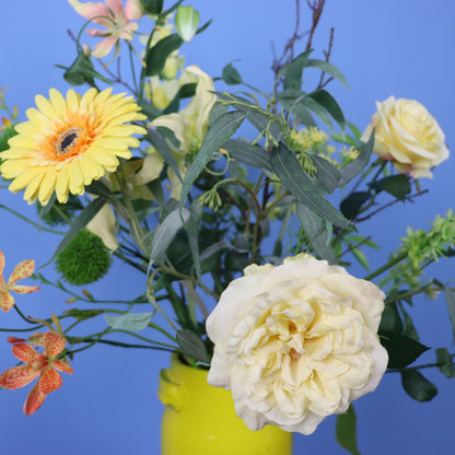L - Bettina | Serax vaas met kunstbloemen | Large