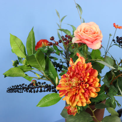 L - Ties - Terracota pot