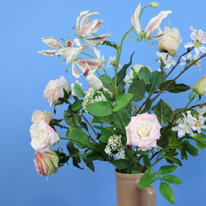 L - Moos | Return to Sender vaas met kunstbloemen | Large