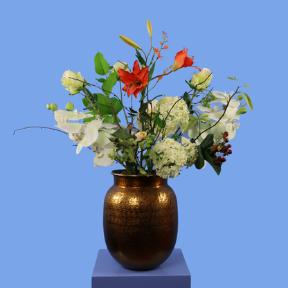 L - Rudolph | Gouden metalen vaas met kunstbloemen | Large