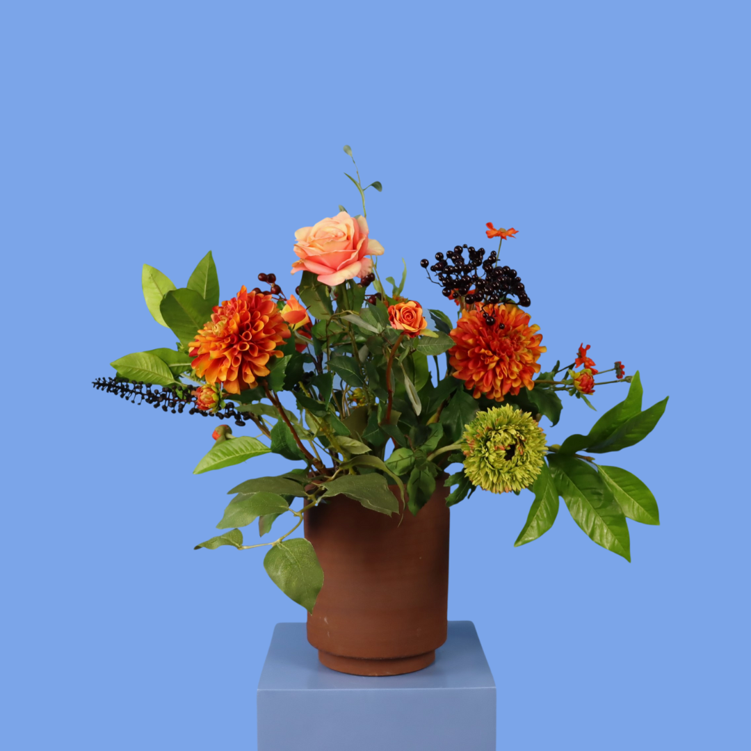 L - Ties - Terracota pot